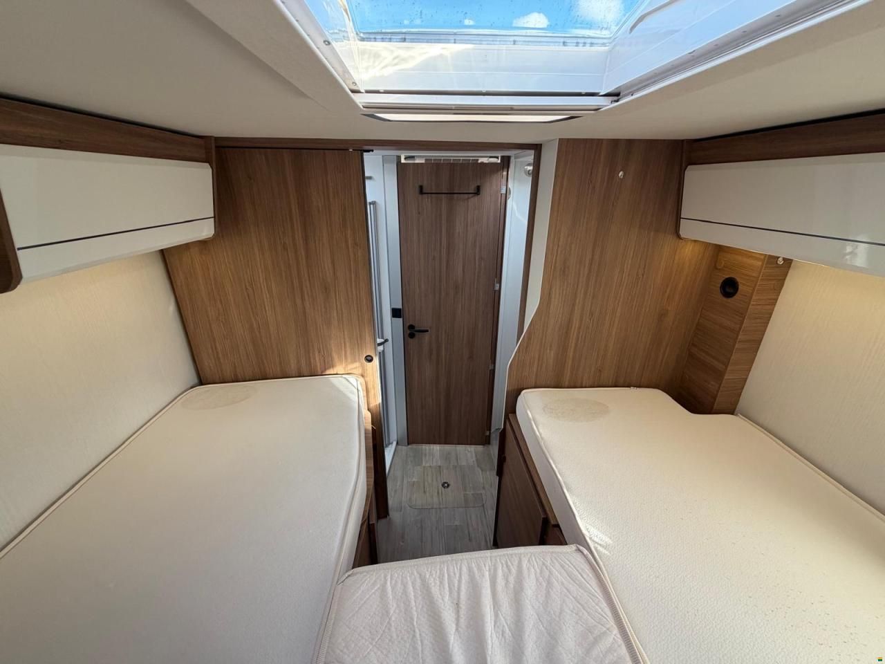 Fiat PILOTE P740 **L&Auml;NGSBETT**9 GANG AUTOMAT