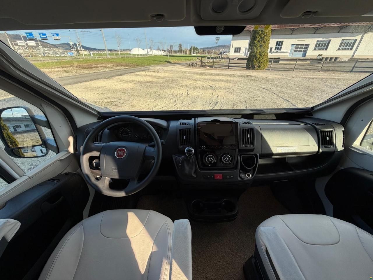 Fiat PILOTE P740 **L&Auml;NGSBETT**9 GANG AUTOMAT