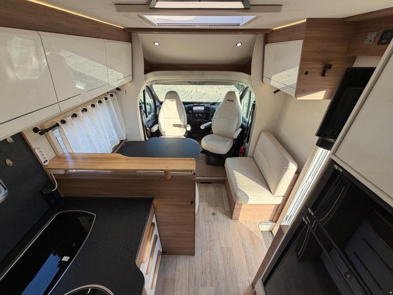 Fiat PILOTE P740 **L&Auml;NGSBETT**9 GANG AUTOMAT