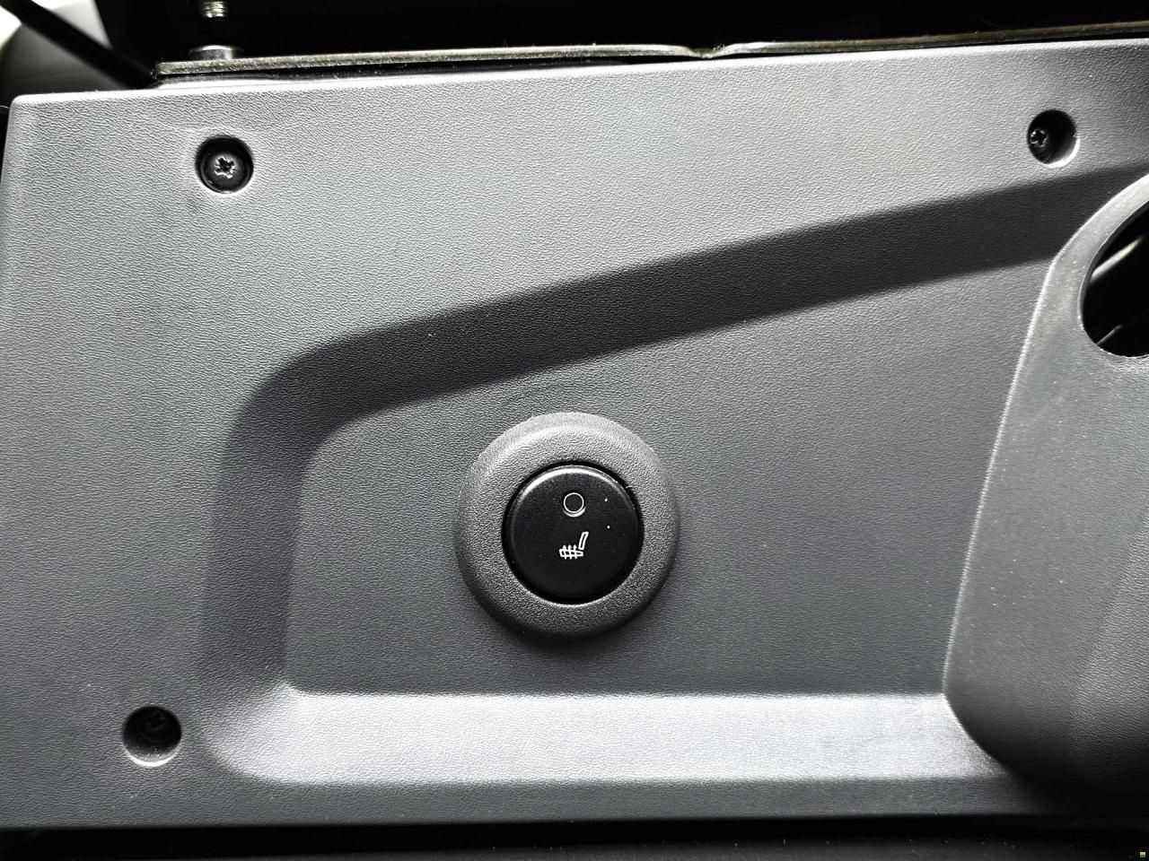 Moov&eacute;o VAN 60 EB 2.3 AUTOMAT MJ140