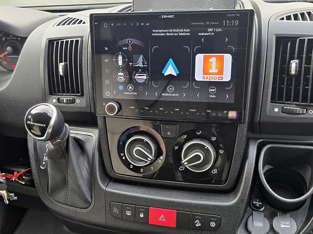 Moov&eacute;o VAN 60 EB 2.3 AUTOMAT MJ140