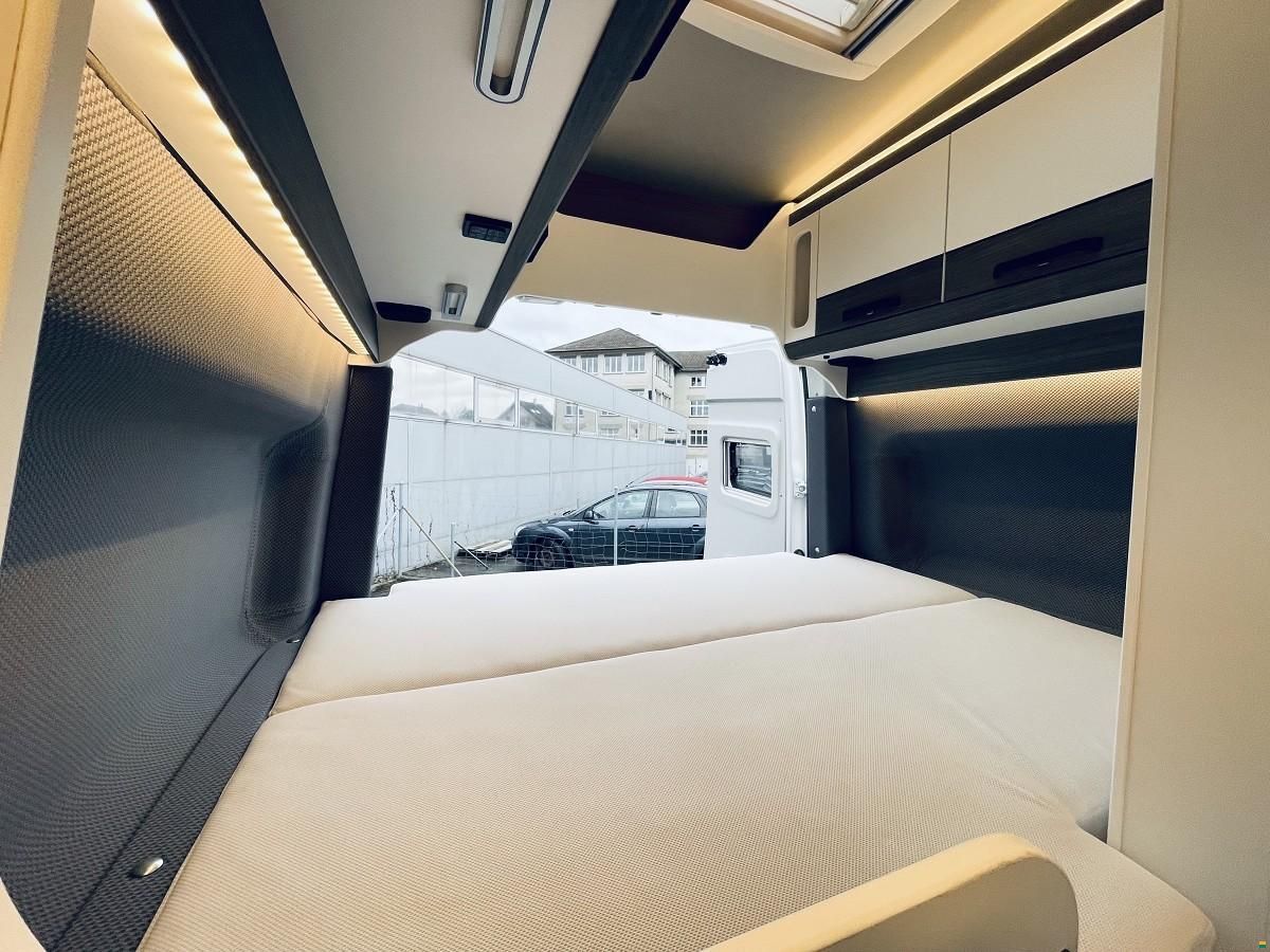 Van Tourer MAN 600 D