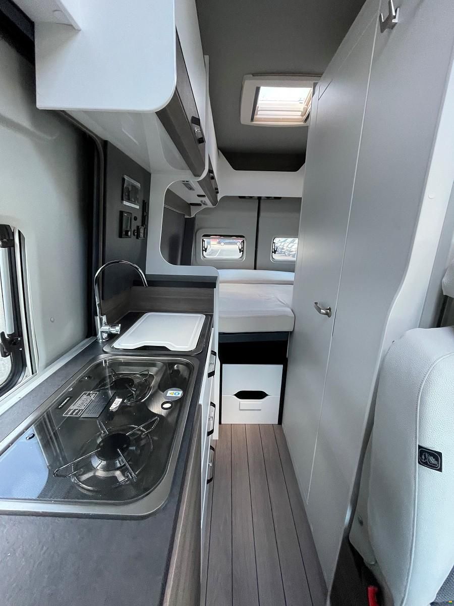 Van Tourer MAN 600 D