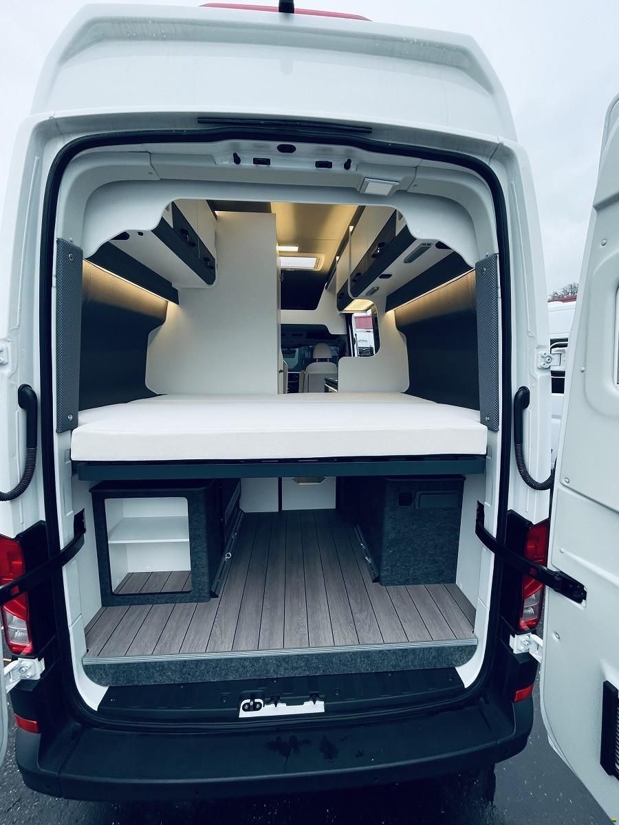 Van Tourer MAN 600 D