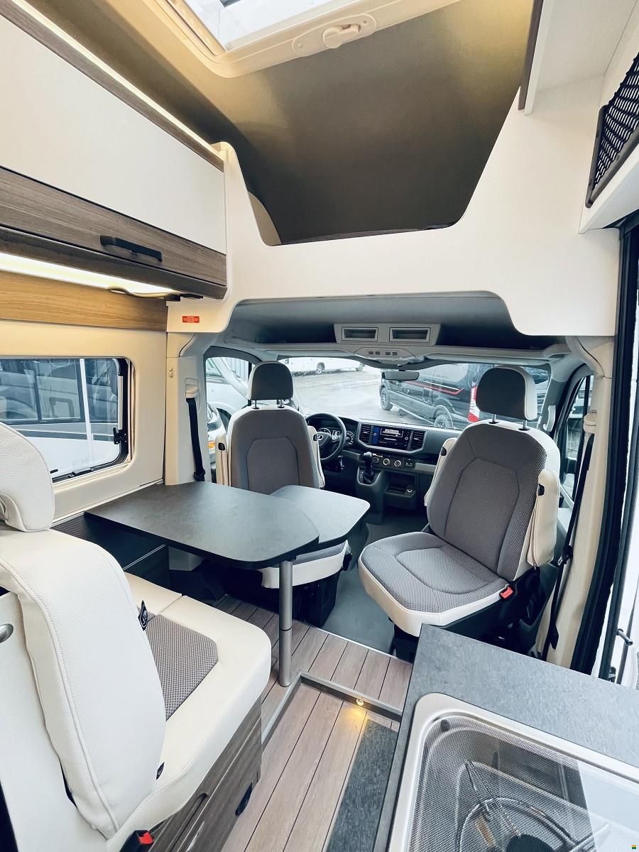 Van Tourer MAN 600 D