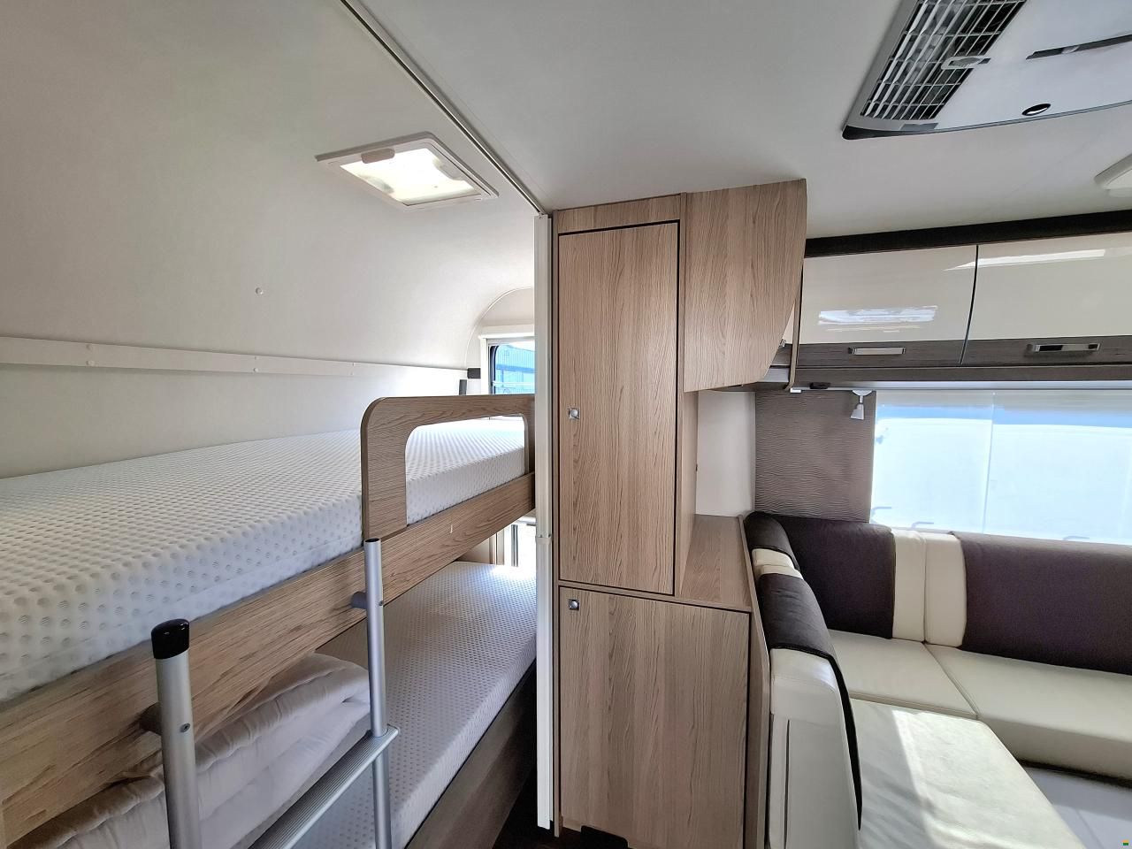 B&uuml;rstner AVERSO 600TK - Familienwohnwagen