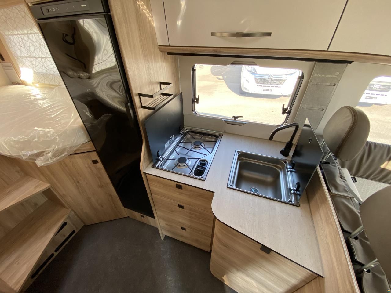 Eura Mobil Profila T 696 EB