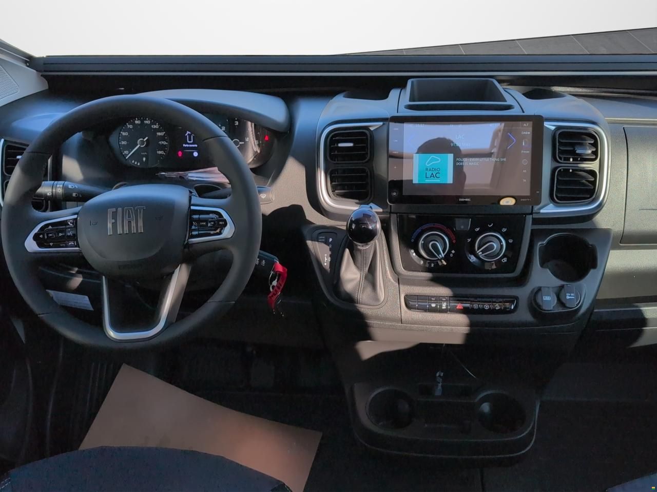 Font Vend&ocirc;me Leader Camp Duo