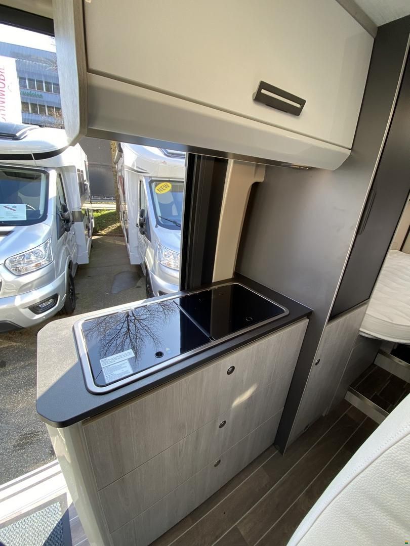 Roller Team Livingstone DUO Sport, Fiat 140PS Autom.