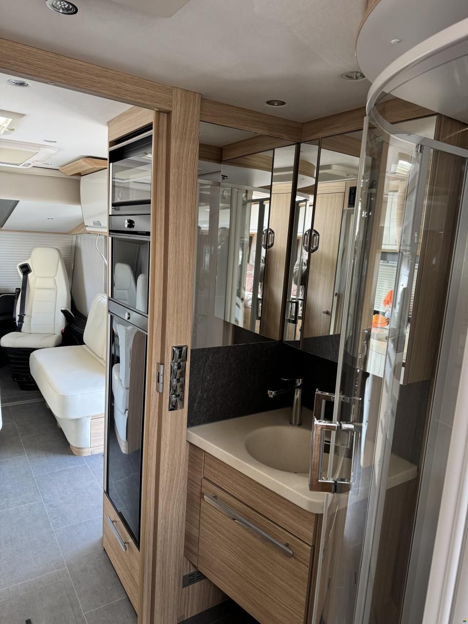 Niesmann-Bischoff 880 LE