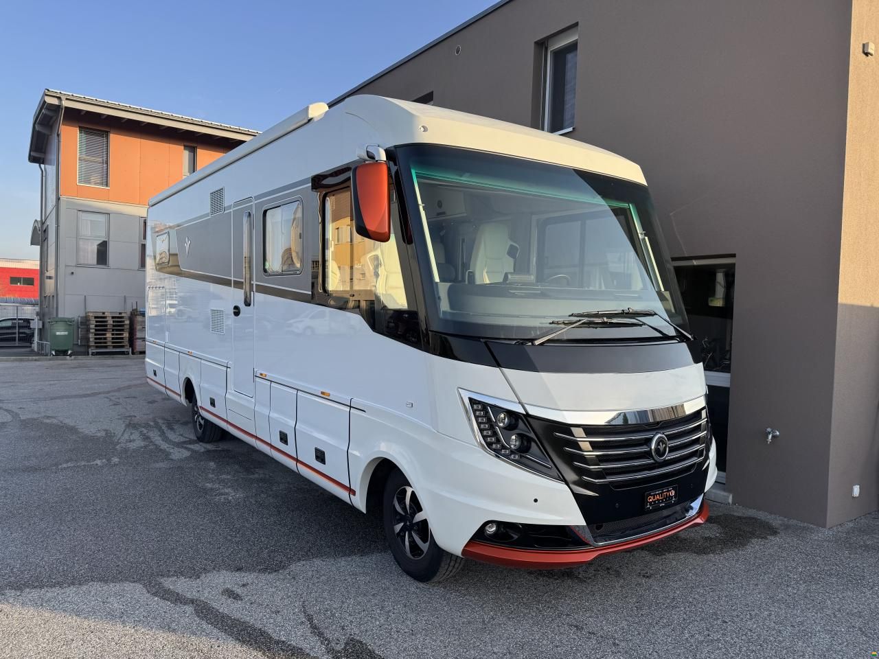 Niesmann-Bischoff 880 LE