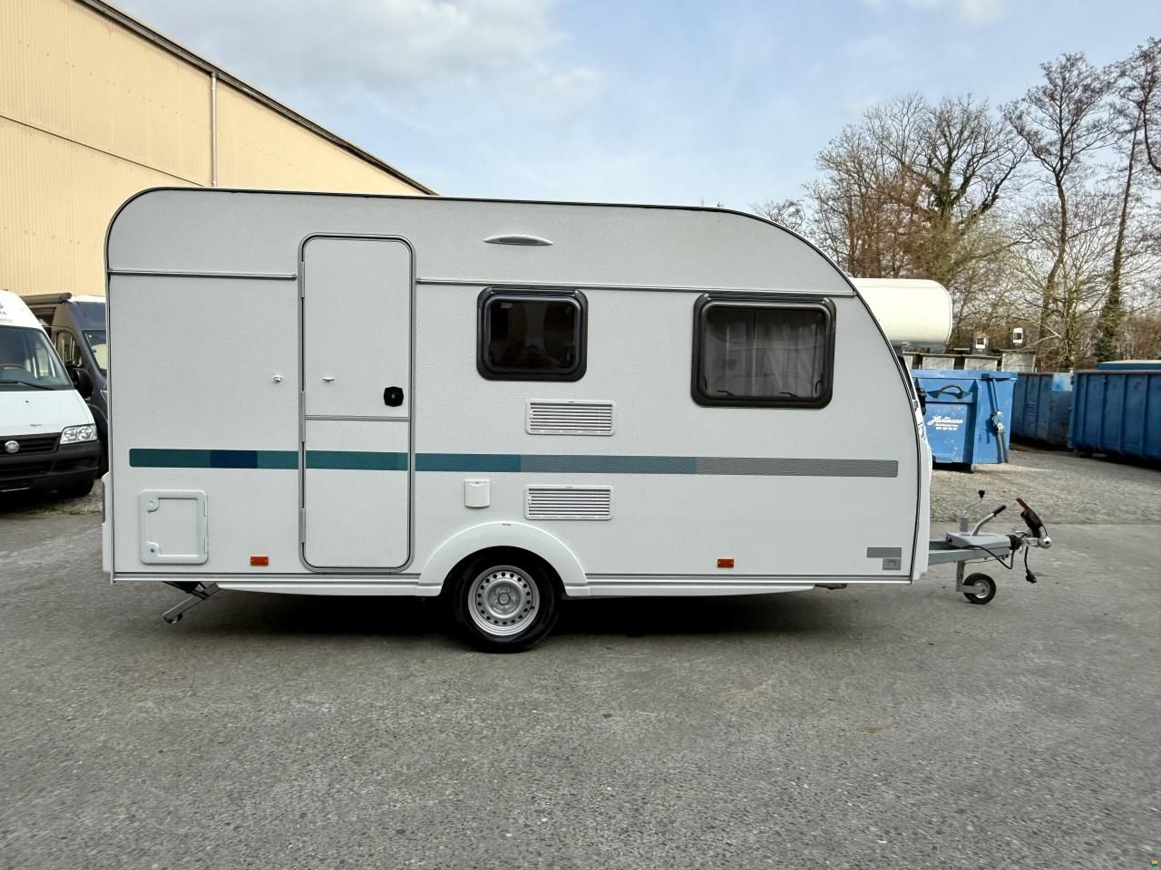 Adria E Aviva 400 PS - Kompakt