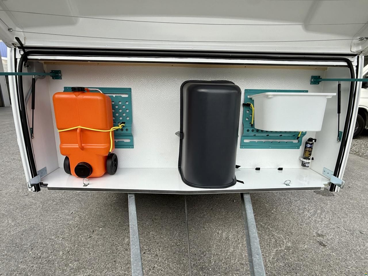 Adria E Aviva 400 PS - Kompakt