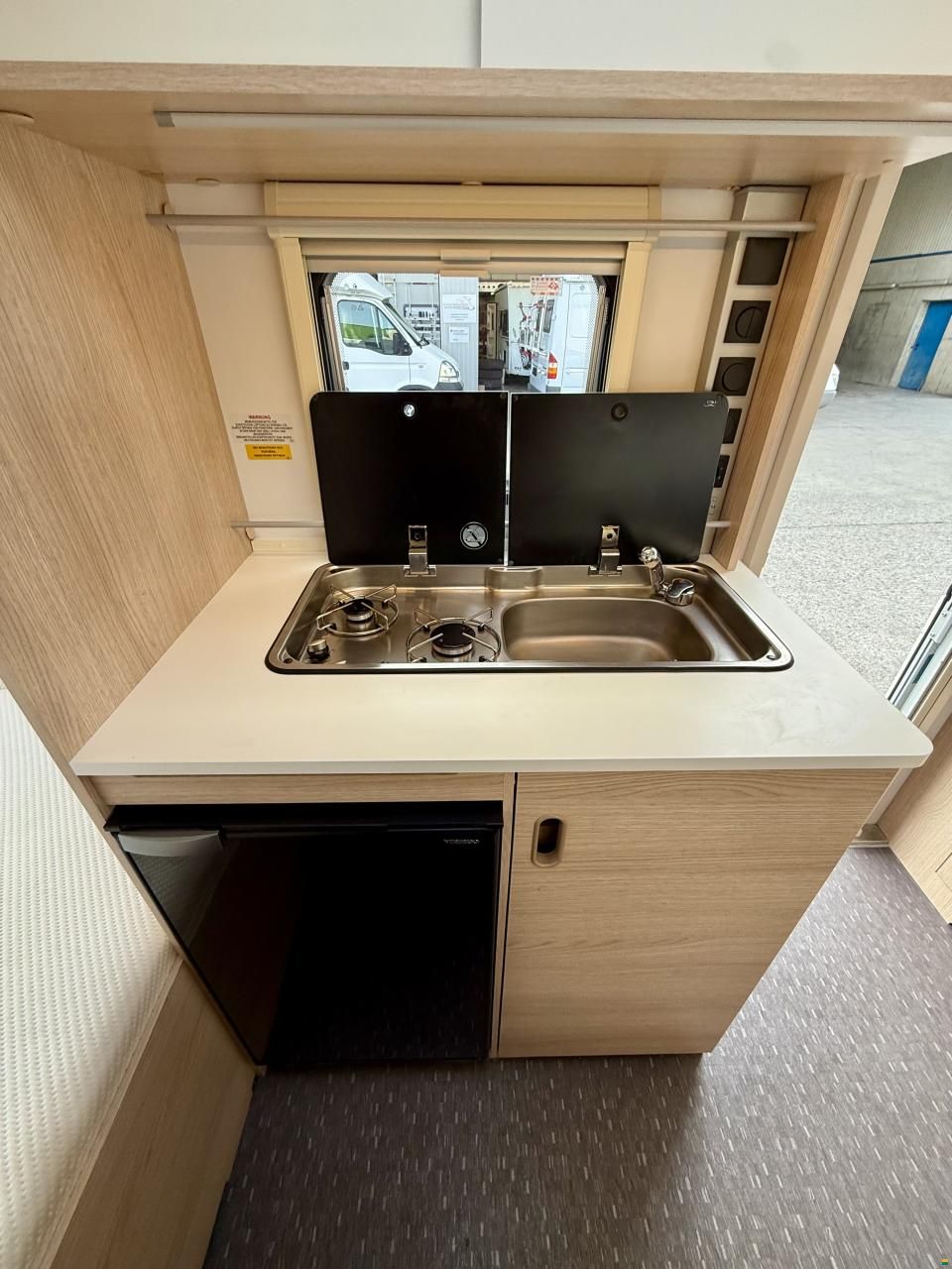 Adria E Aviva 400 PS - Kompakt