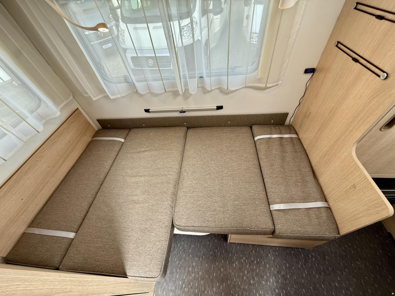 Adria E Aviva 400 PS - Kompakt