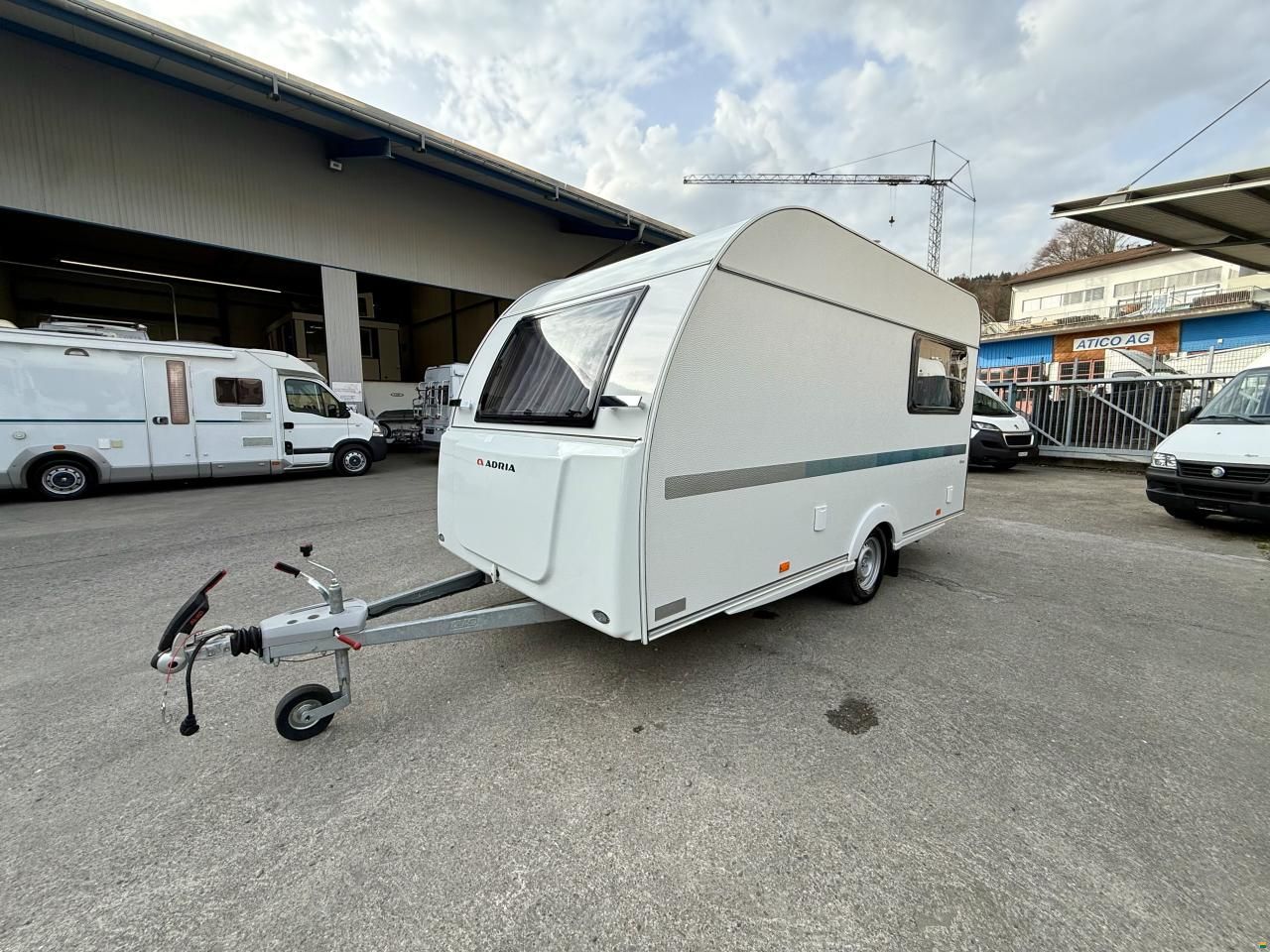 Adria E Aviva 400 PS - Kompakt