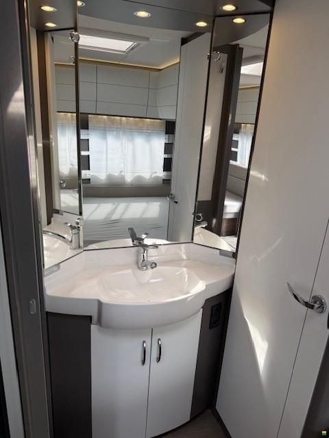 Hobby 460 UFe Excellent Edition