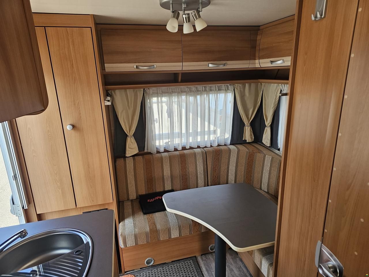 Dethleffs 430 V Summer Edition