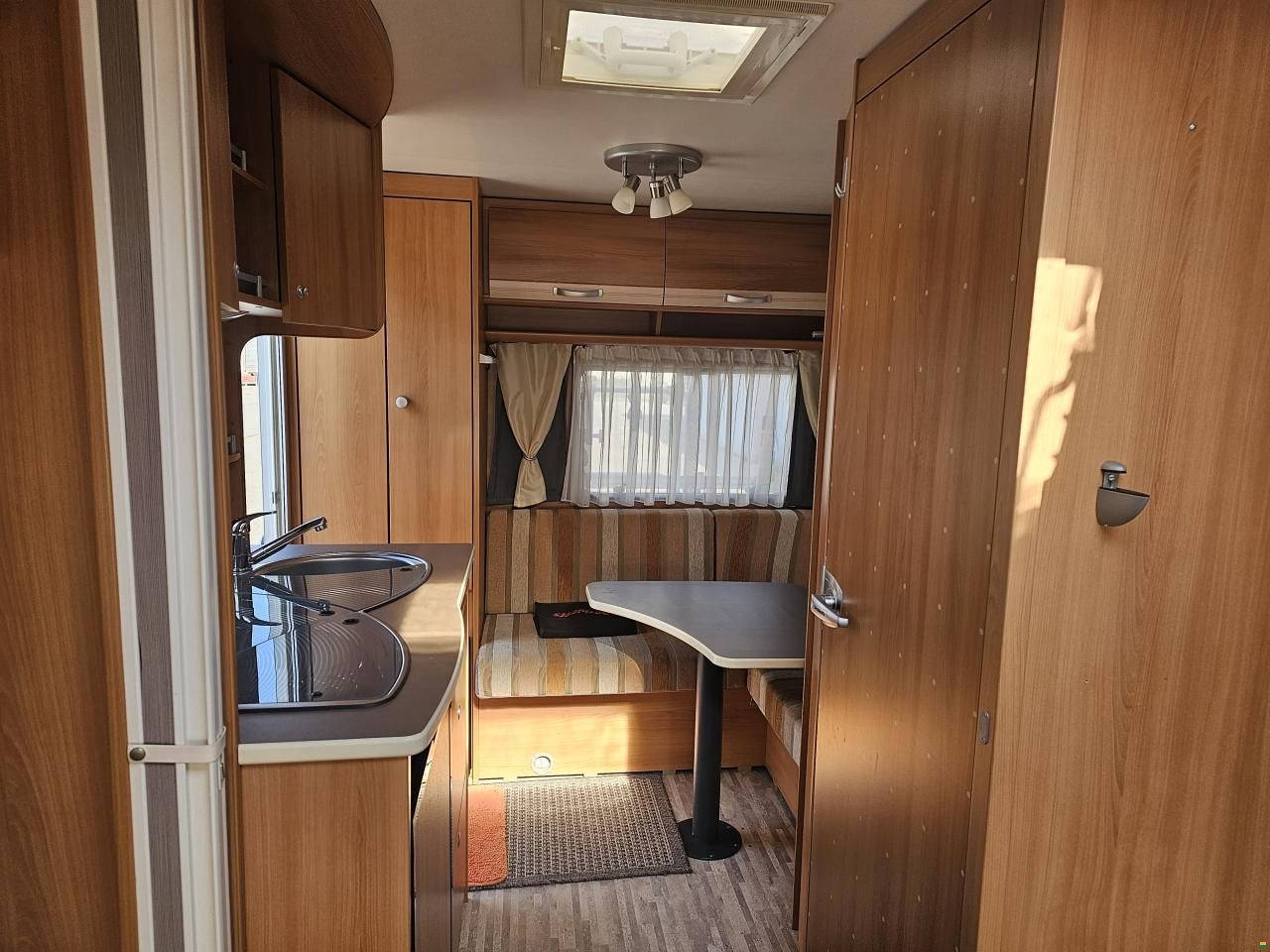 Dethleffs 430 V Summer Edition