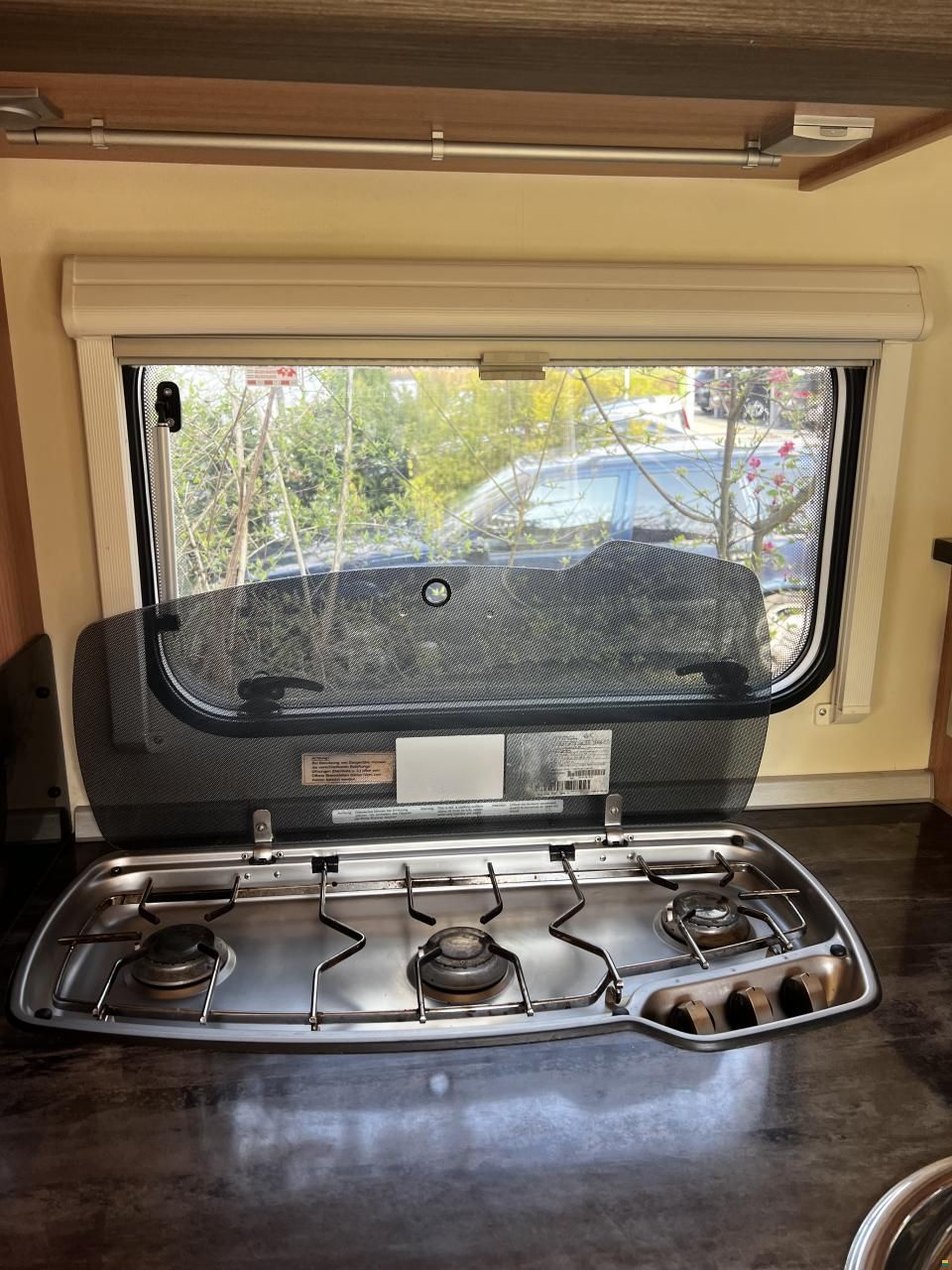 Knaus Sky Wave 650 MF Celebration 25