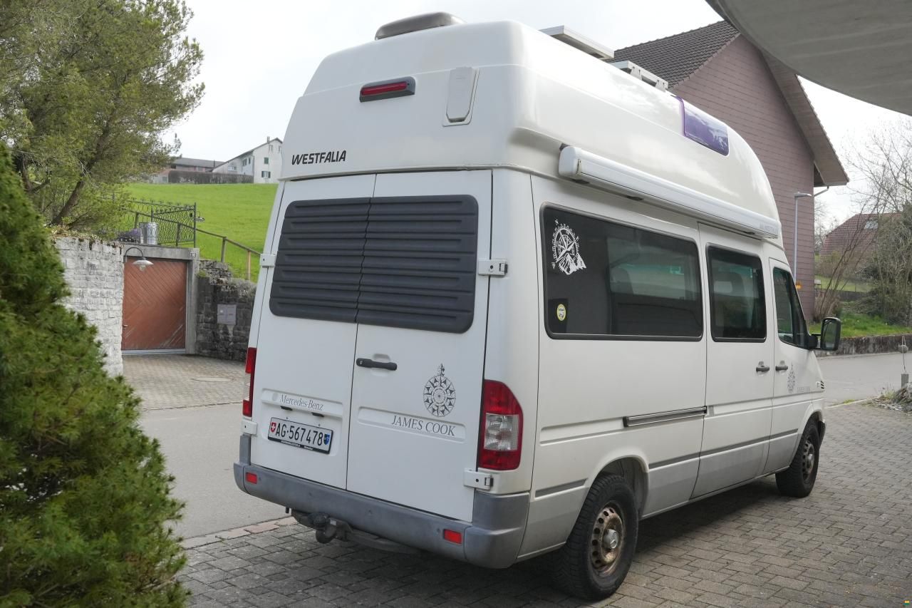 Mercedes Benz James Cook