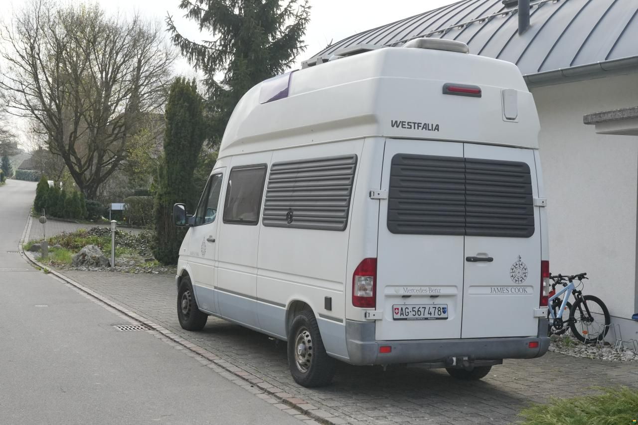 Mercedes Benz James Cook