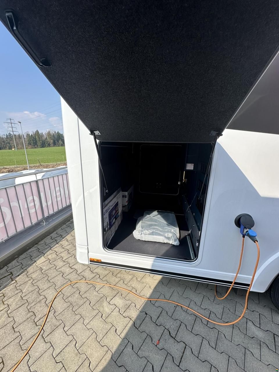 Laika Kreos MB L 5009