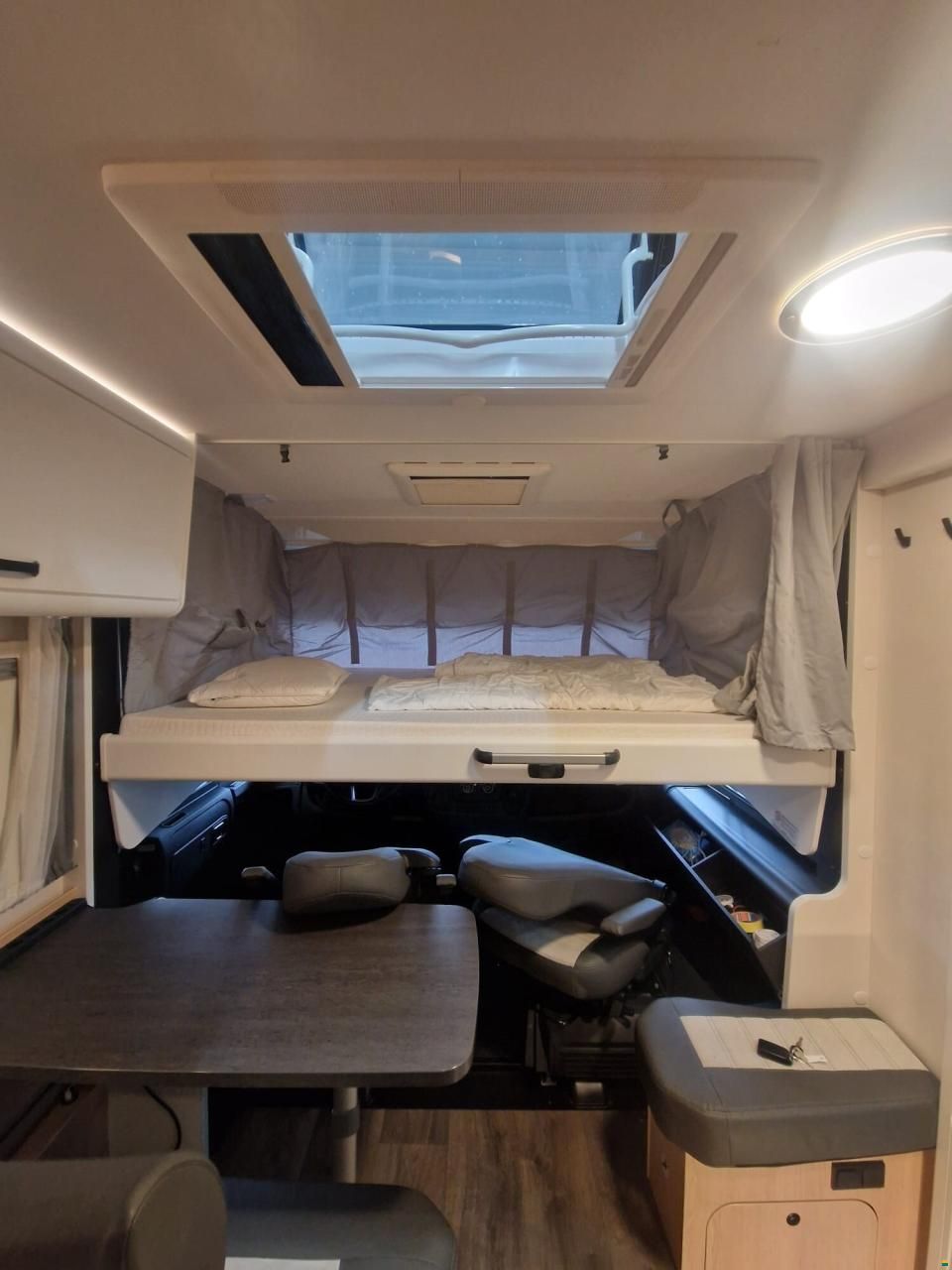 Sunlight Adventure I 67S