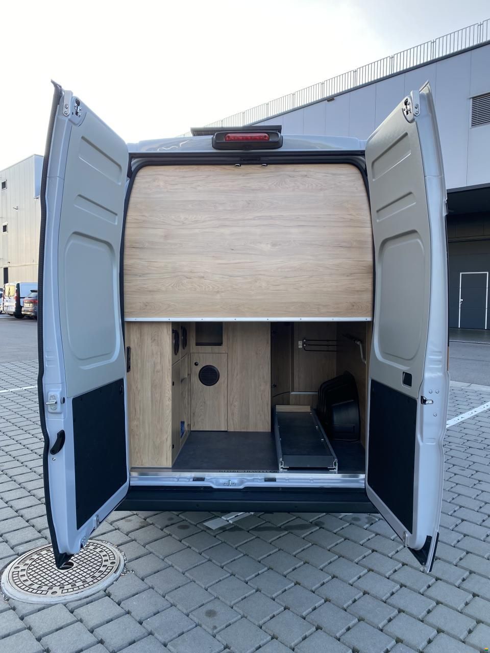 Globe-Traveller Explorer 2Z Bike