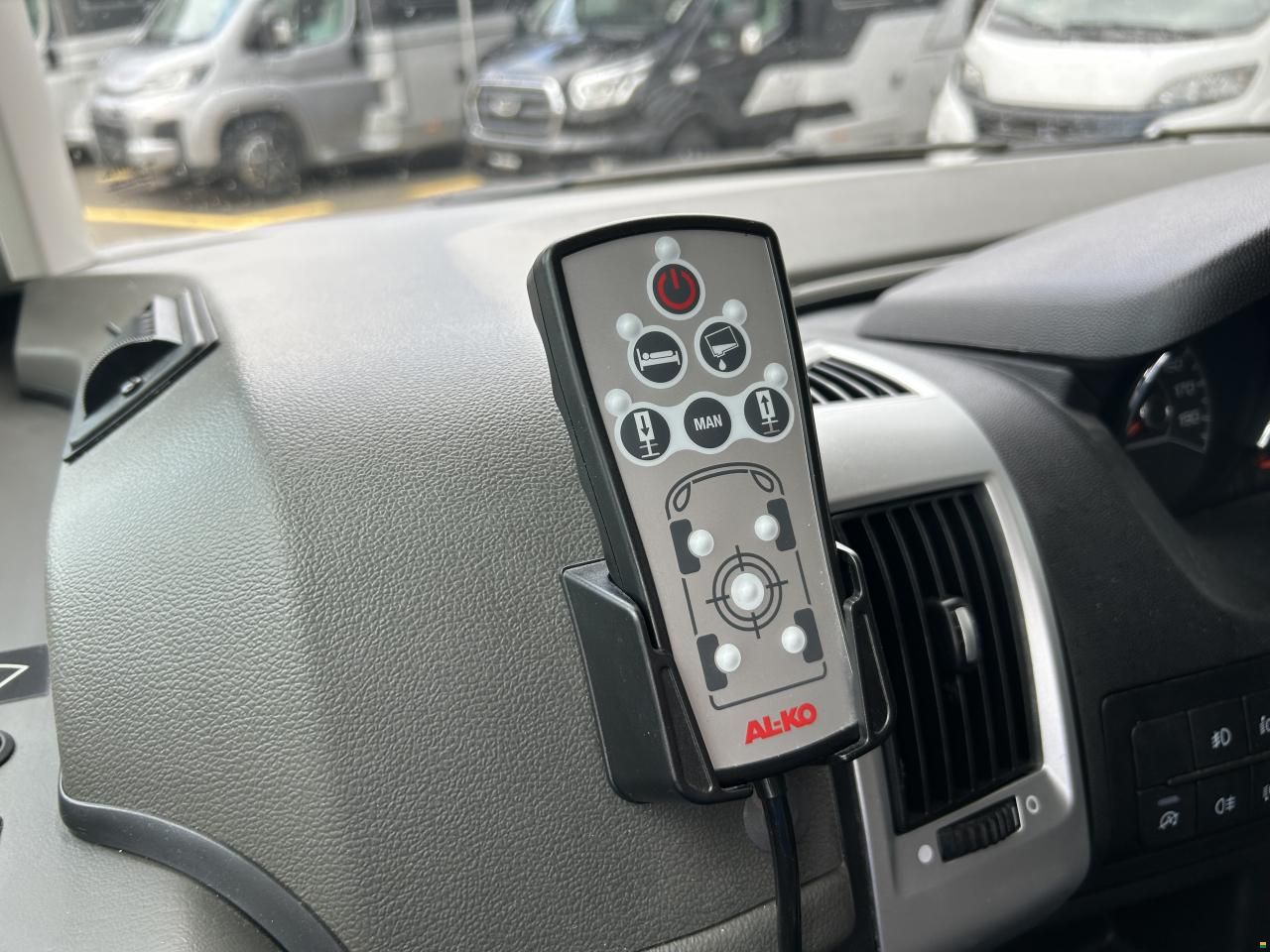 Adria Sonic Supreme 810 SL