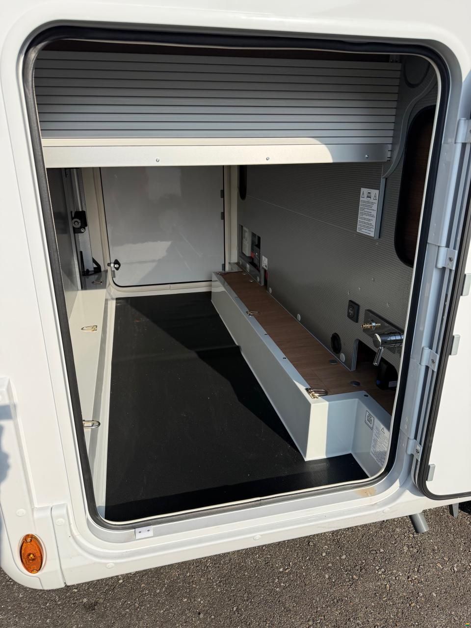 Rapido COMPACT i C86i 65ans