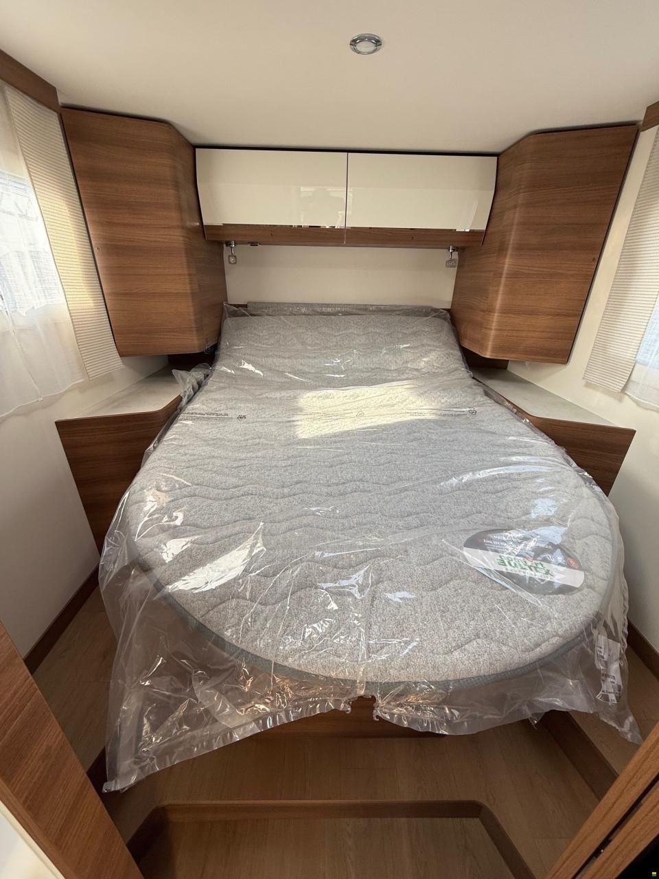 Rapido COMPACT i C86i 65ans