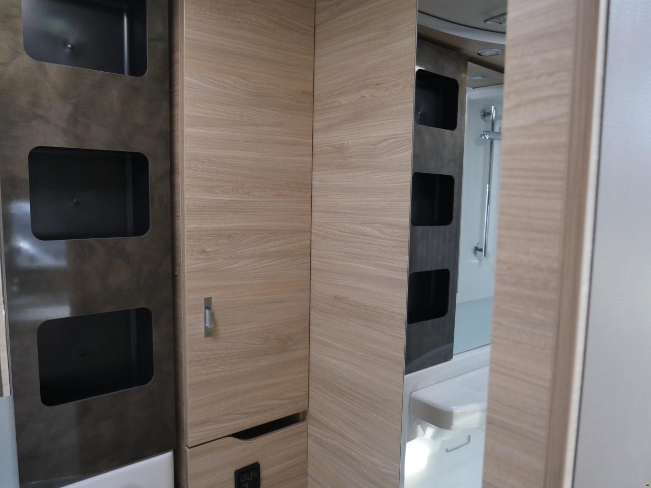 Knaus Van Ti Plus 650 MEG Platinum Selection