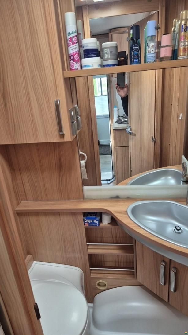 Wilk Wohnwagen mit Holzvorbau