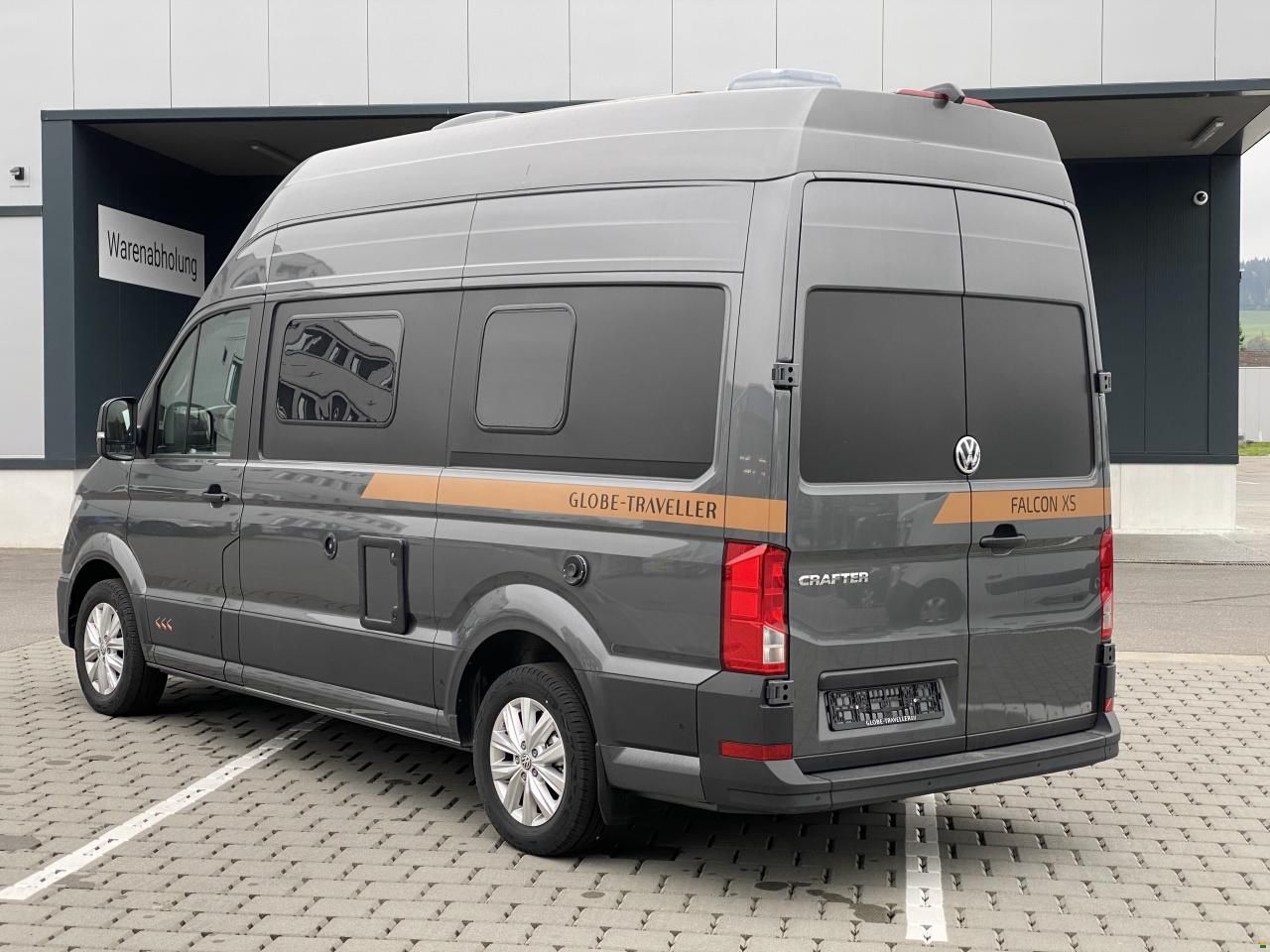 Globe-Traveller Falcon XS