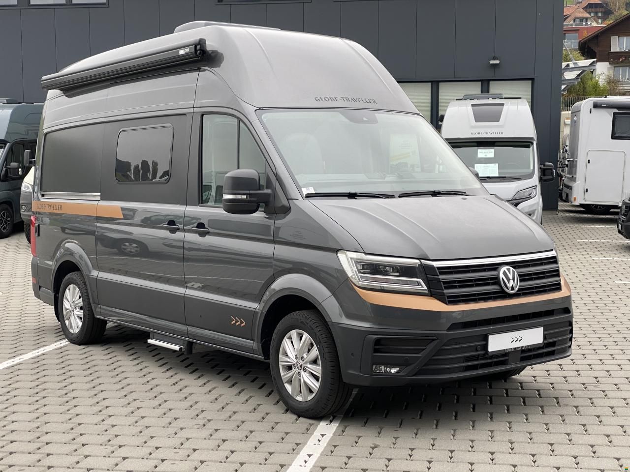 Globe-Traveller Falcon XS