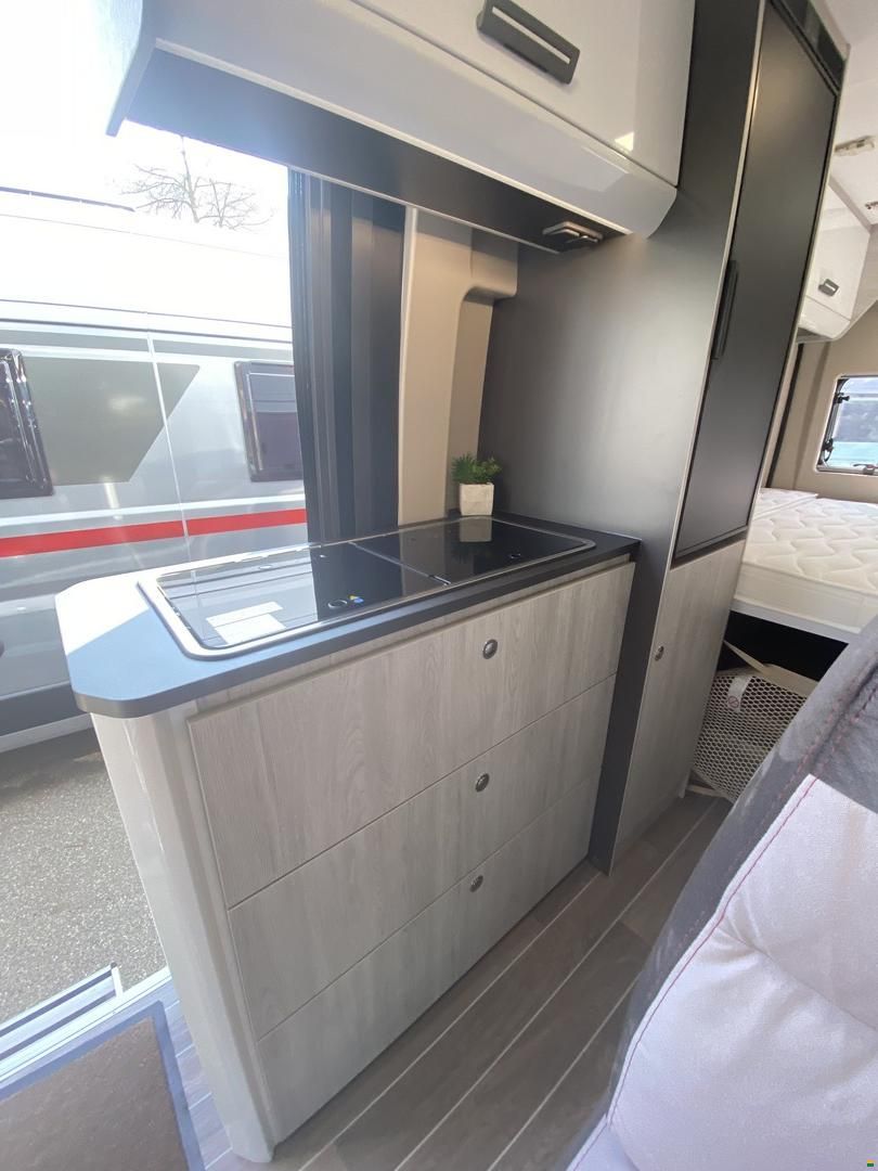 Roller Team Livingstone 2 Sport, Fiat 140PS Automat