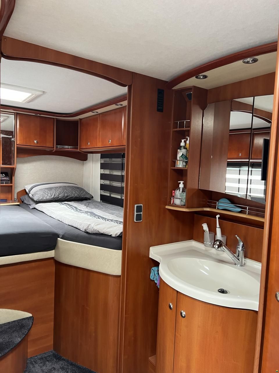 Concorde Liner 890 L