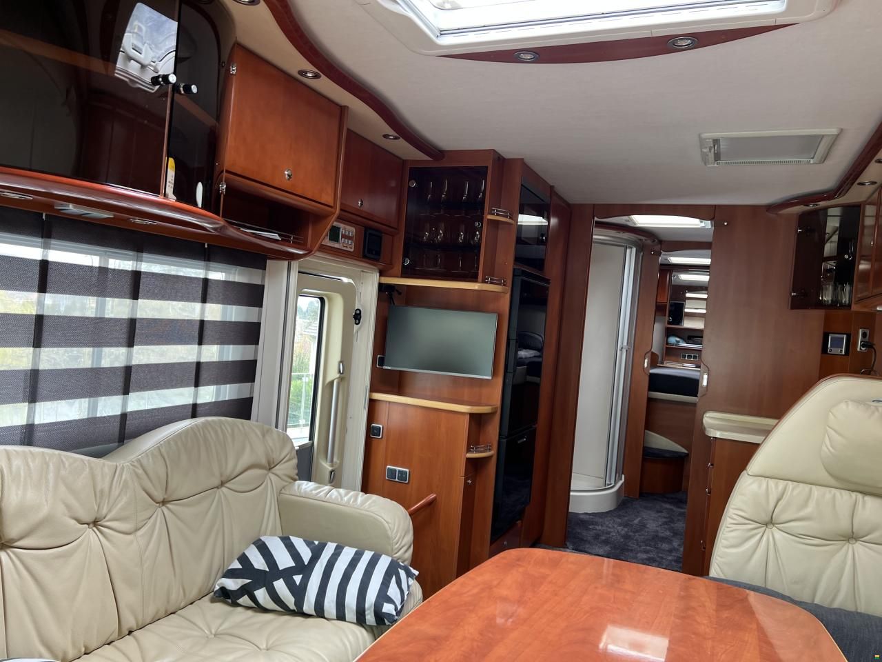 Concorde Liner 890 L