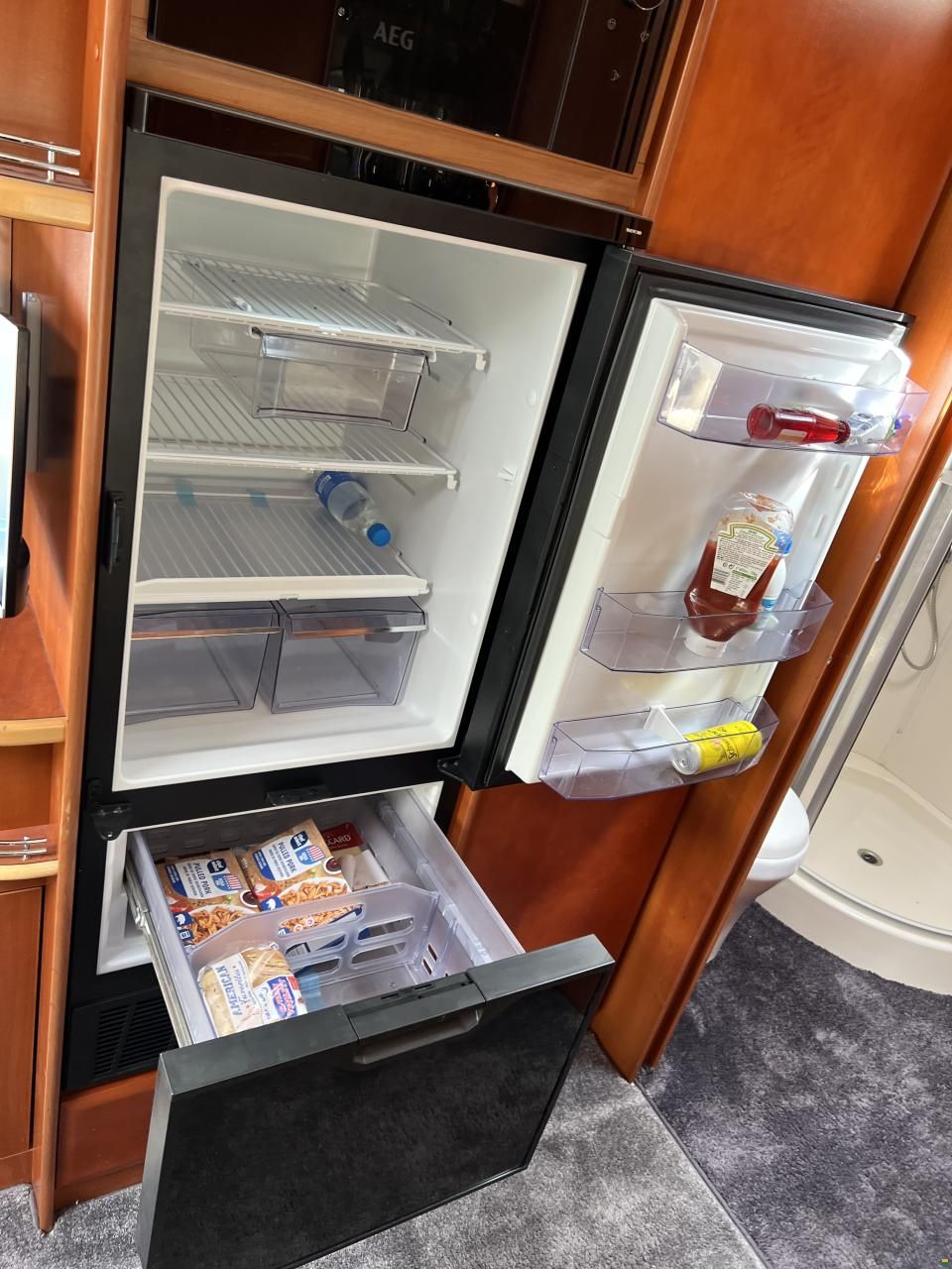 Concorde Liner 890 L