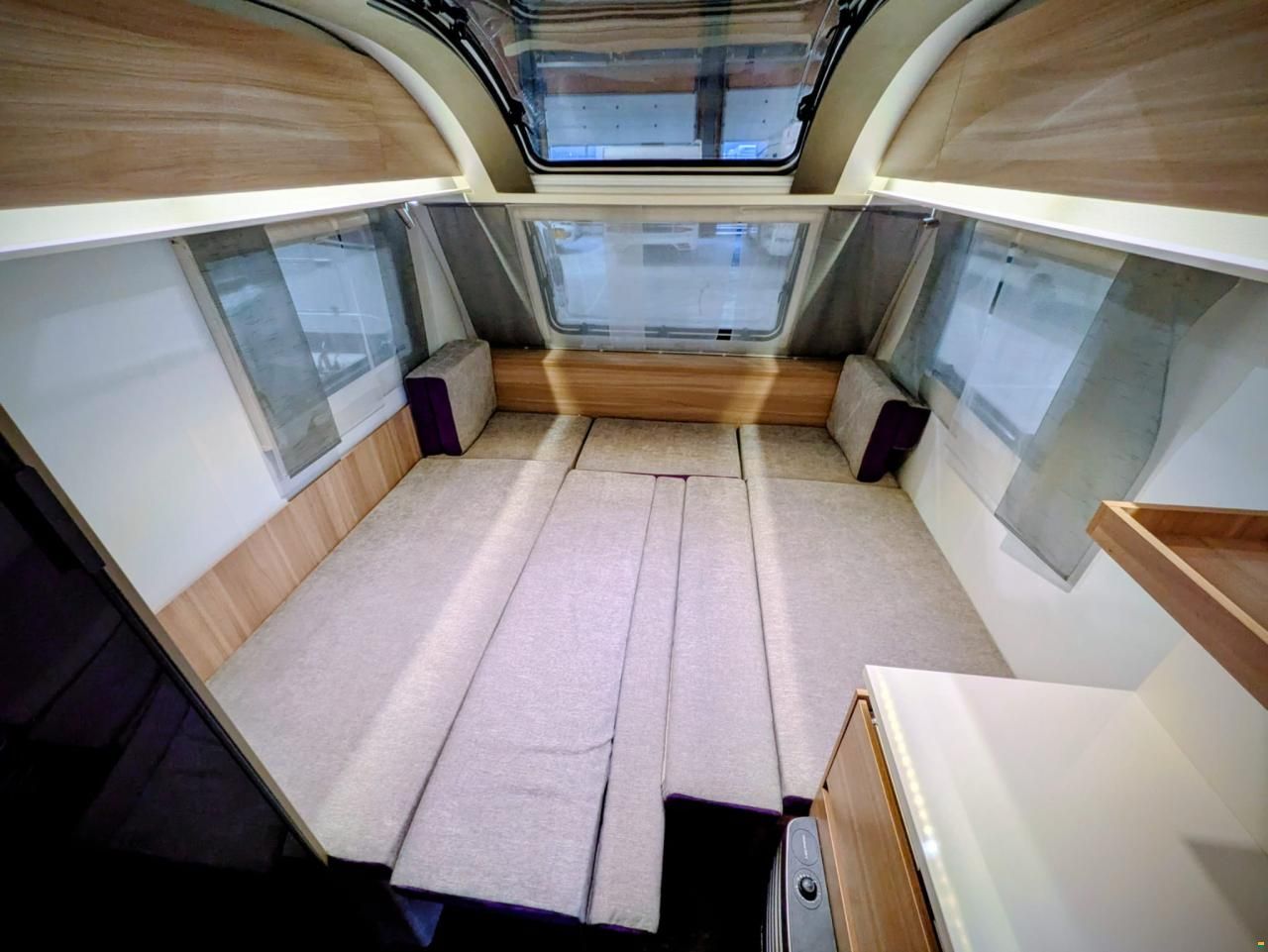 Adria Altea 362 XH 4 Four