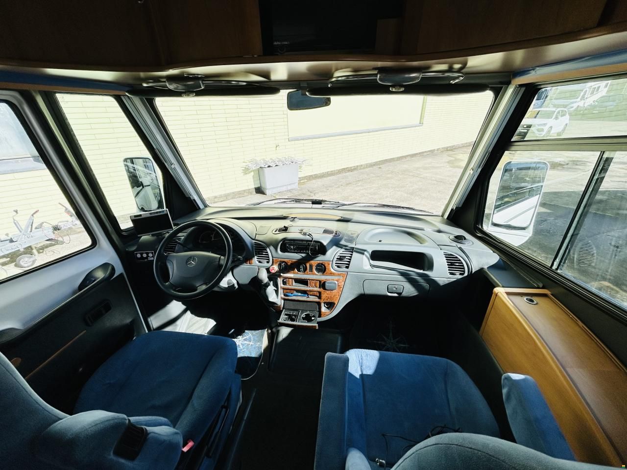 Mercedes Benz Esterel