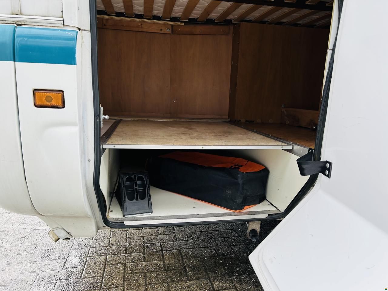 Mercedes Benz Esterel