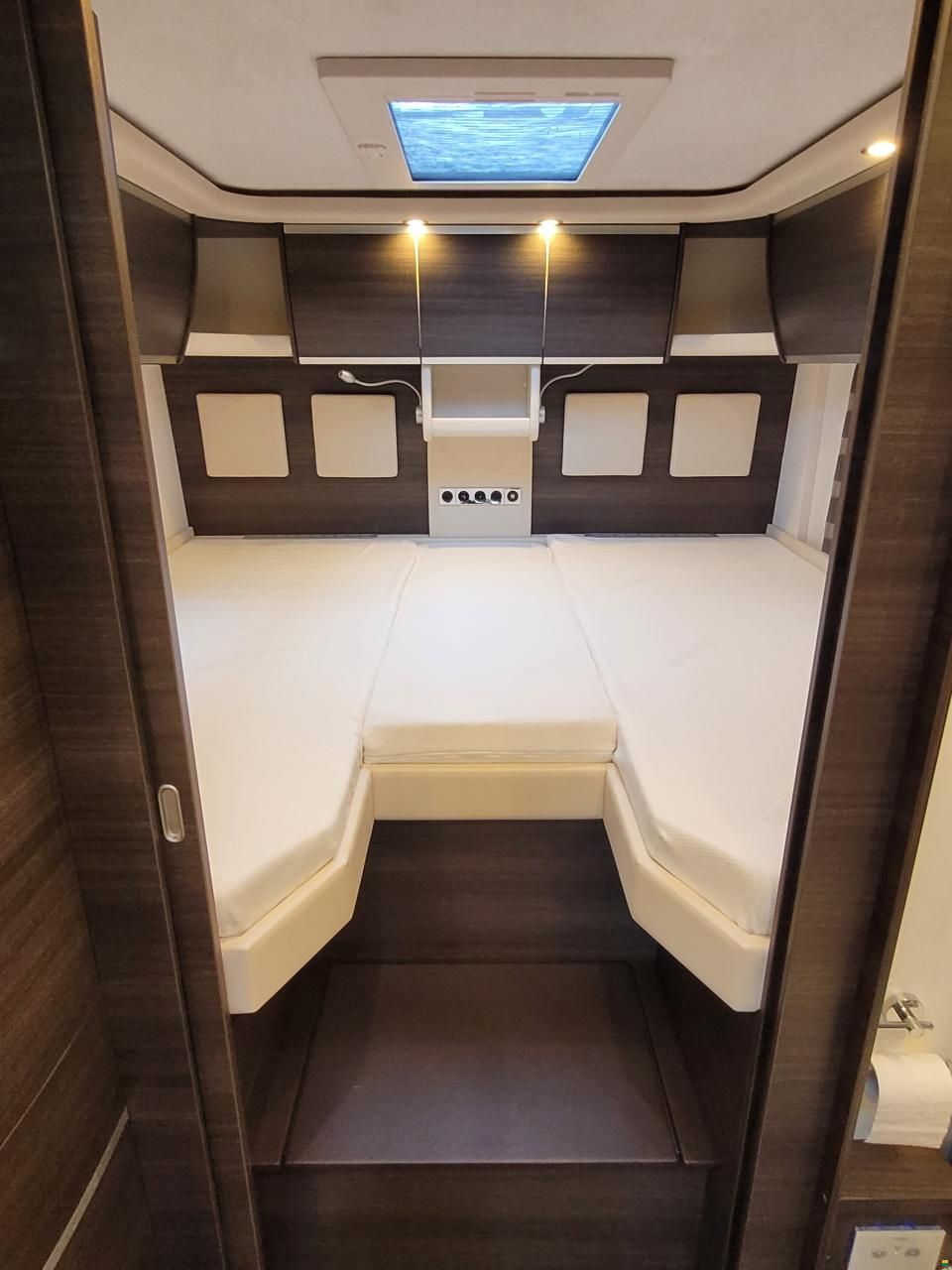 Concorde Carver 850 L