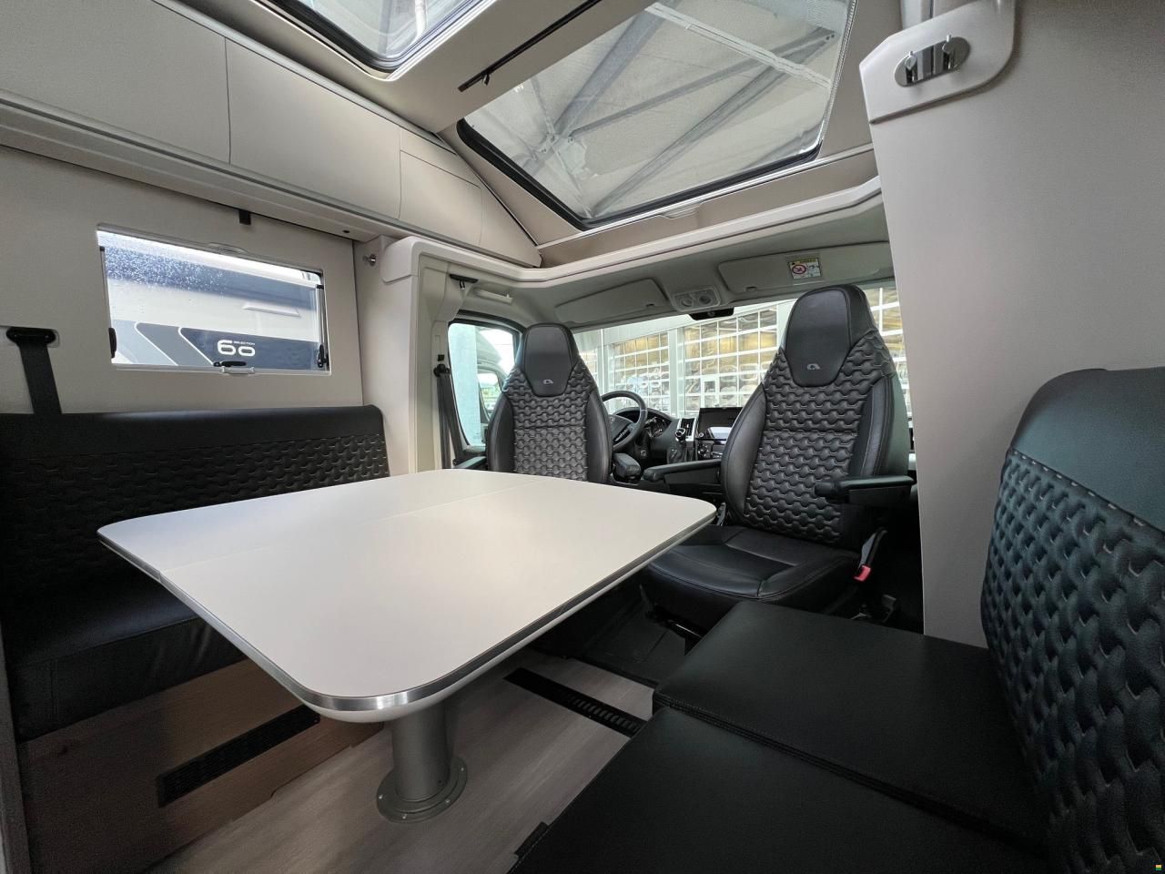 Adria Coral Supreme 670 DL