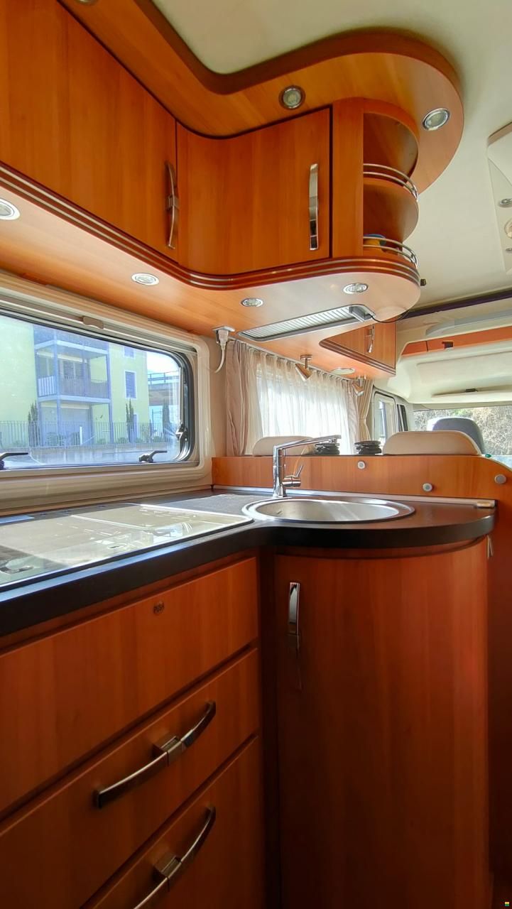 Hymer B524CL