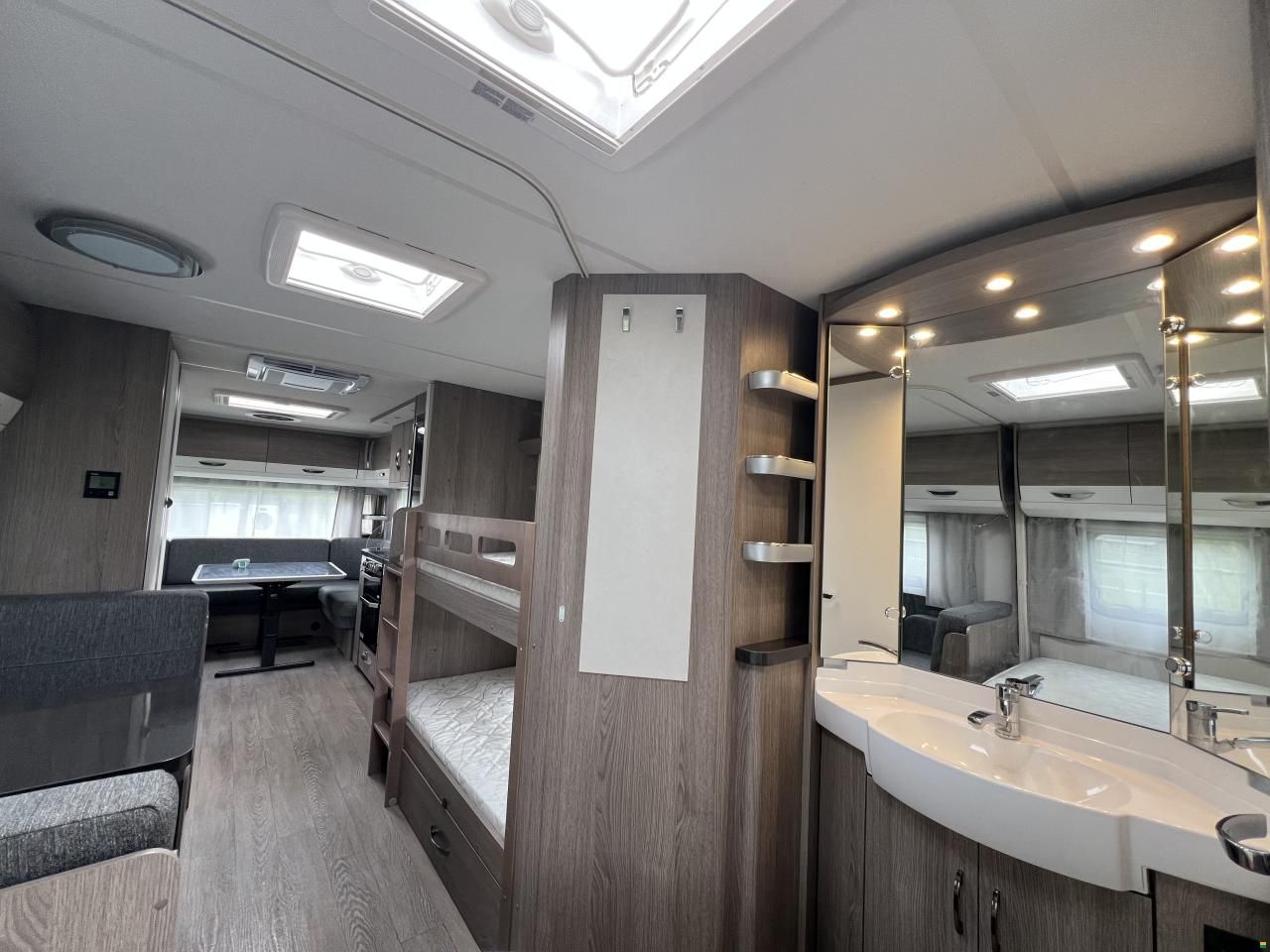 Hobby PRESTIGE 720 UKFe