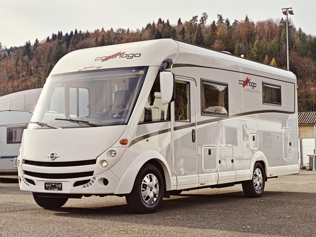 Carthago Compactline I 145 Q - Super Lightweight