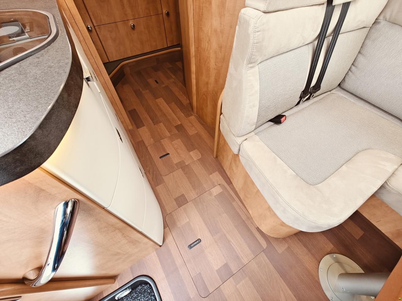 Carthago Compactline I 145 Q - Super Lightweight