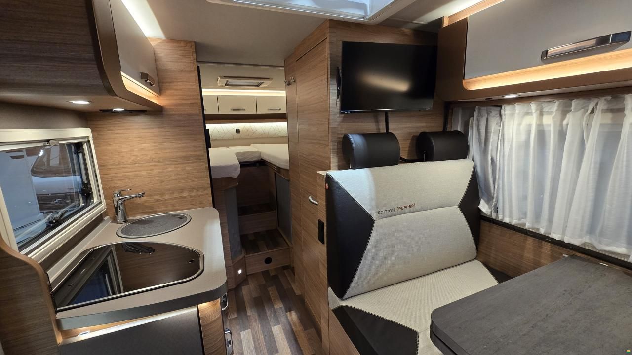 Weinsberg CaraCompact 600MEG "Pepper ed."